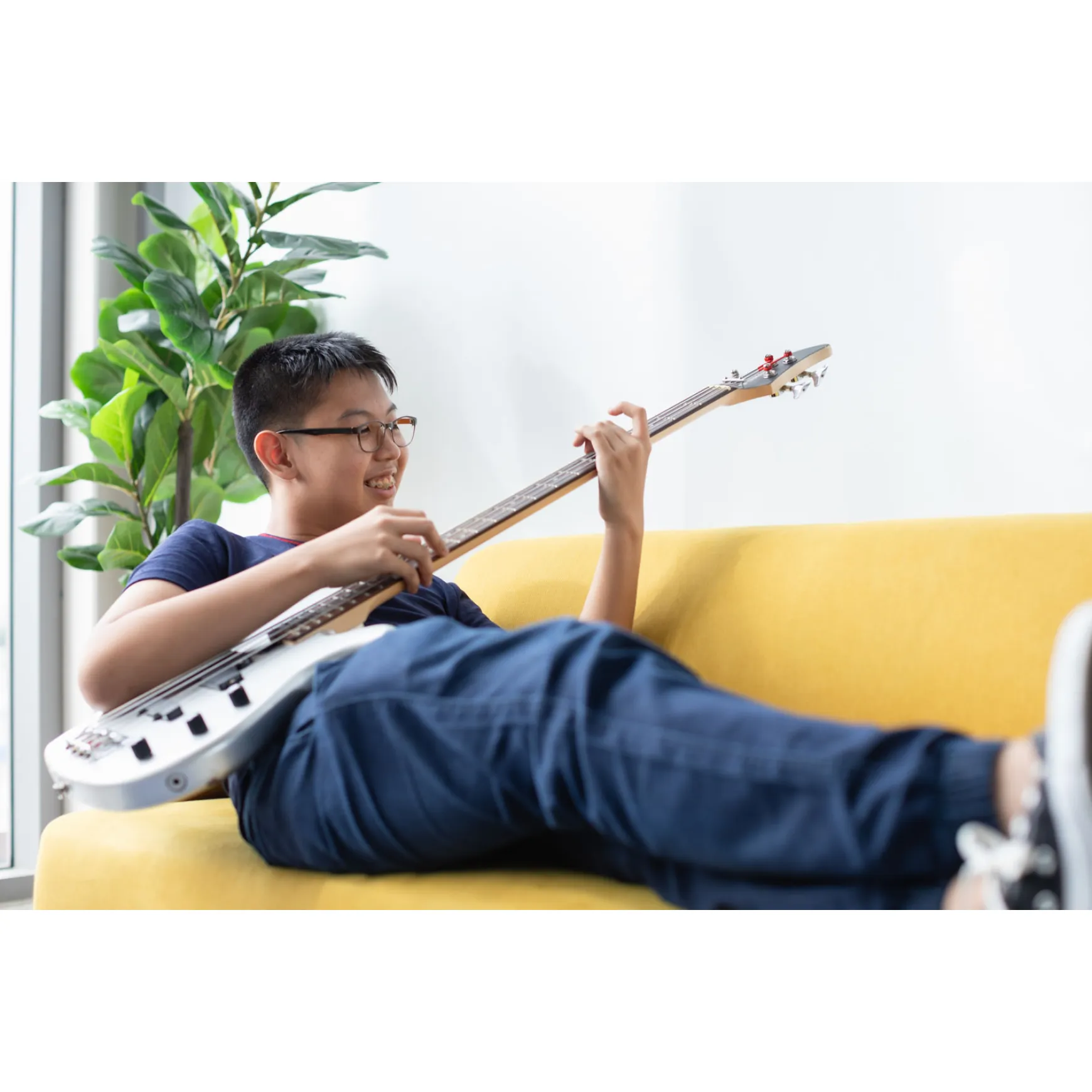 E-Bass Einzelunterricht  30 minuten für Kinder und Jugendliche